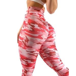 Til You Collapse Camo Scrunch Leggings